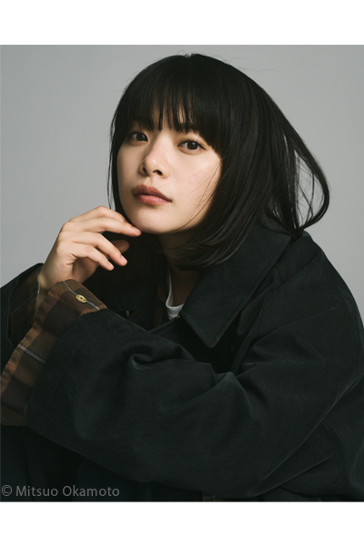 シム・ウンギョン 直筆サイン入り写真集 椿の庭 秘密の彼女 韓国
